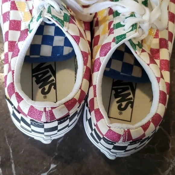 Worn once Vans Glitter Check Old Skool sneakers size 6.5. - Picture 4 of 8
